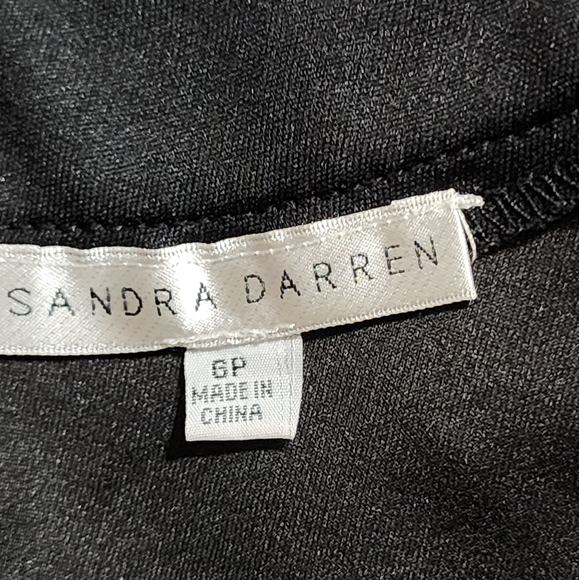 NWOT ... Sandra Darren Black Stripe Shortsleeve Dress ๐ - Picture 8 of 8